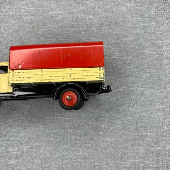Vintage Dinky Toys 25b Covered Wagon Cream Body Red Tinplate